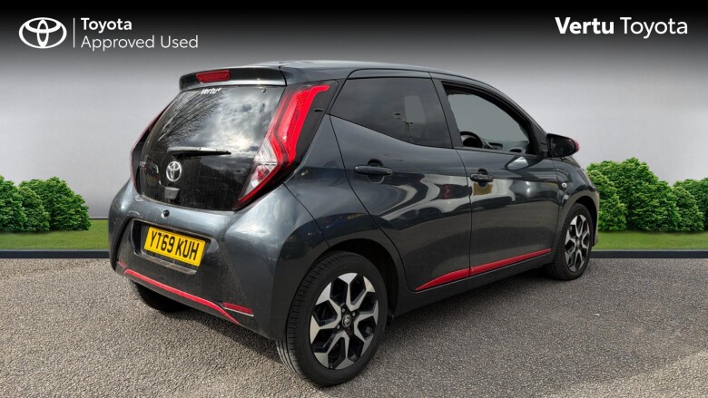 Toyota Aygo 1.0 VVT-i X-Trend 5dr x-shift Petrol Hatchback